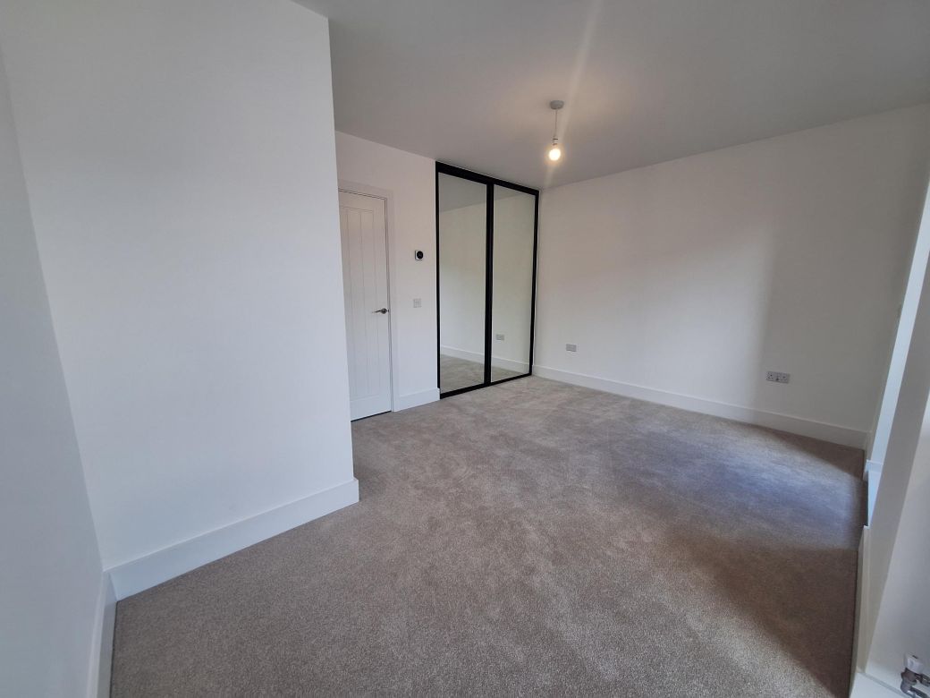 PLOT 224 BEDROOM 1