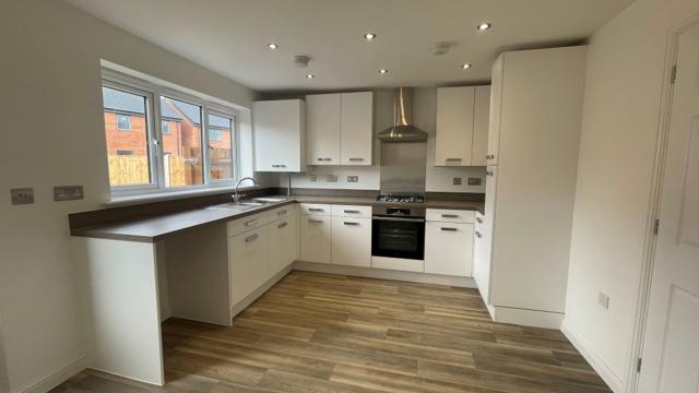 Kitchen 3
