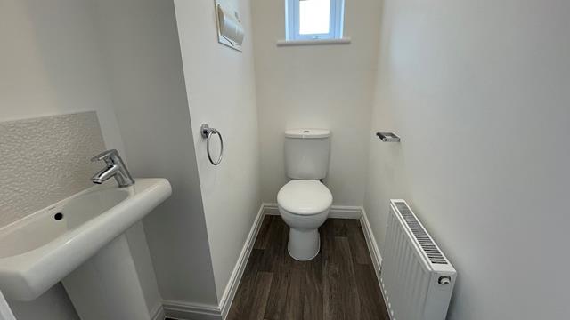 Downstairs WC (B)