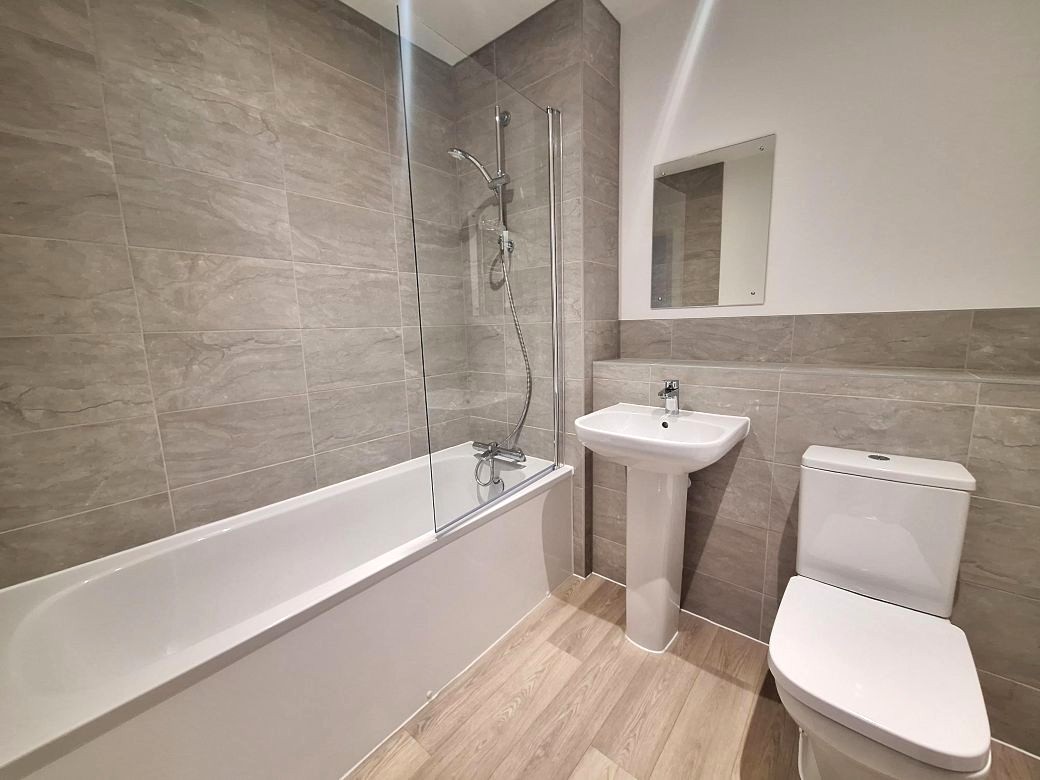 PLOT 224 BATHROOM
