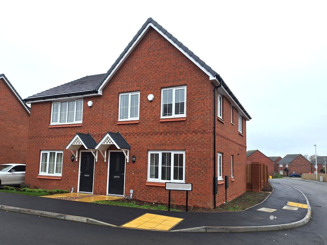 BOURNE PLOT 121 EXTERNAL