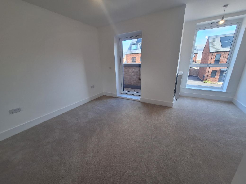 PLOT 222 BEDROOM 1