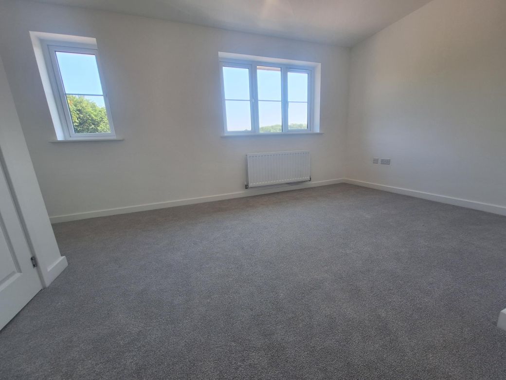 PLOT 196 BEDROOM 1