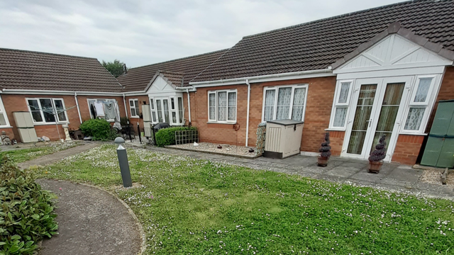 Grays Court 2