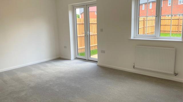 3 Bed Living Dining 2