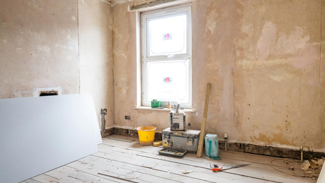 Fisher St Bedroom Before Renovation