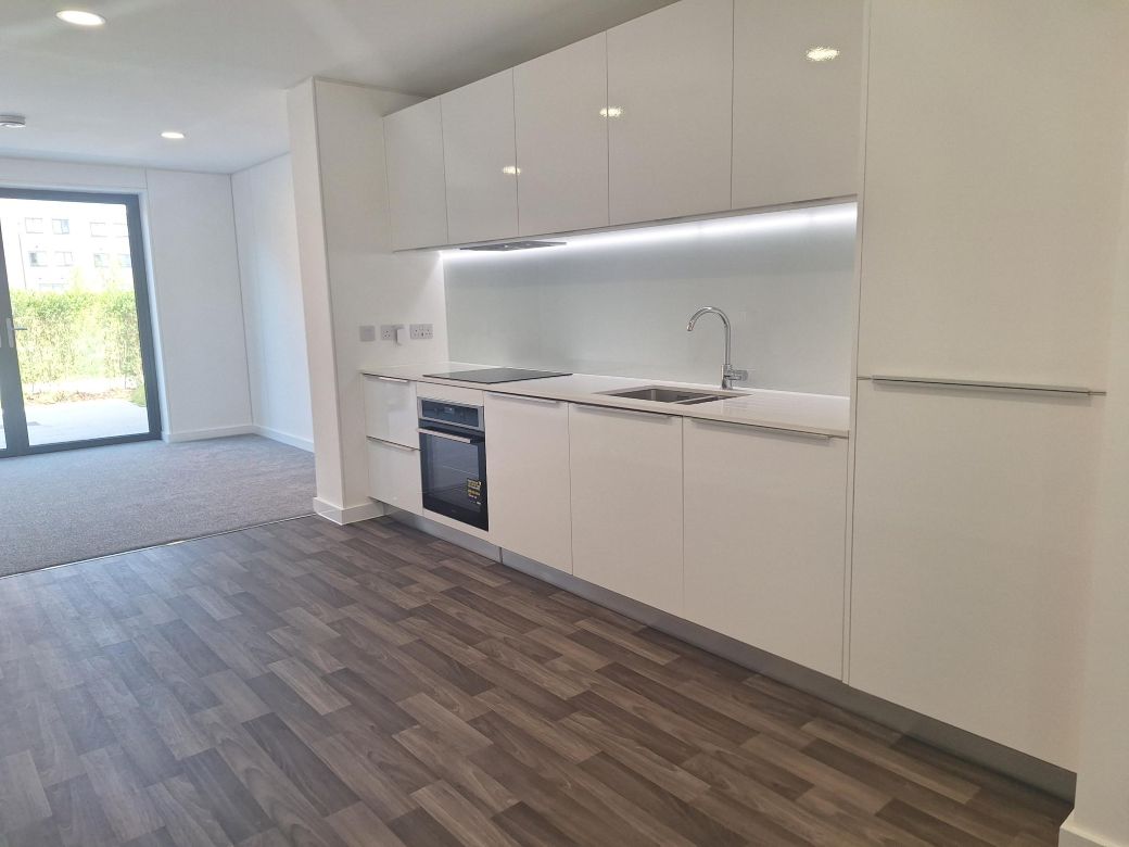 PLOT 32 KITCHEN