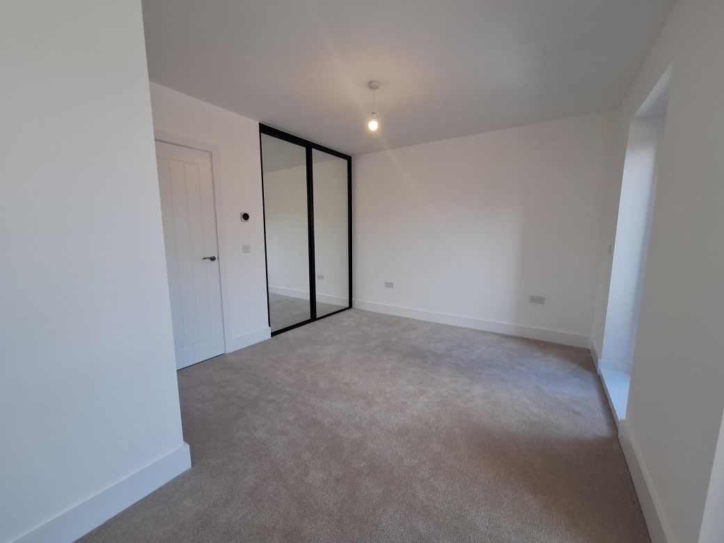 PLOT 222 BEDROOM 1