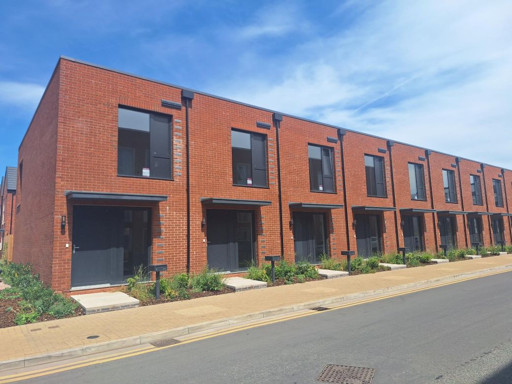 2 BED External Row1