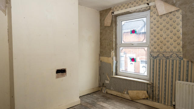 Fisher Street Bedroom Before Renovation